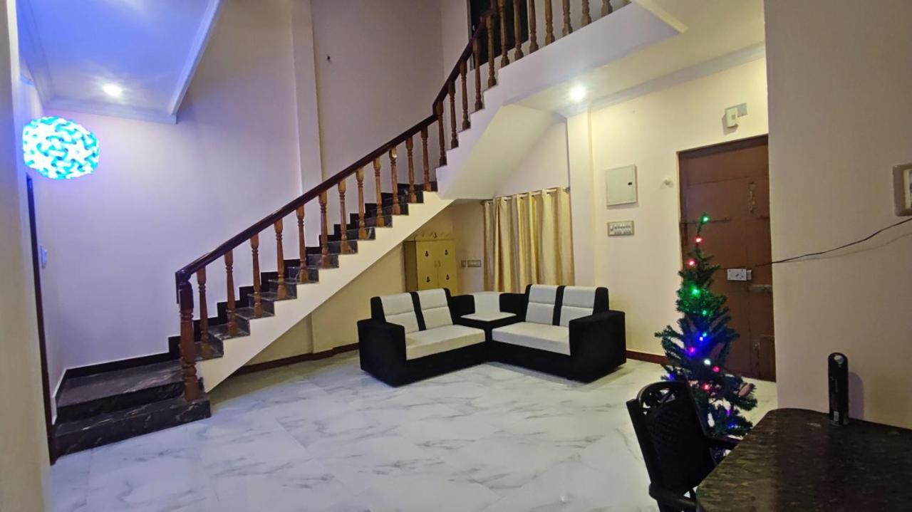 Le Cadillac Bungalow Puducherry Exterior foto