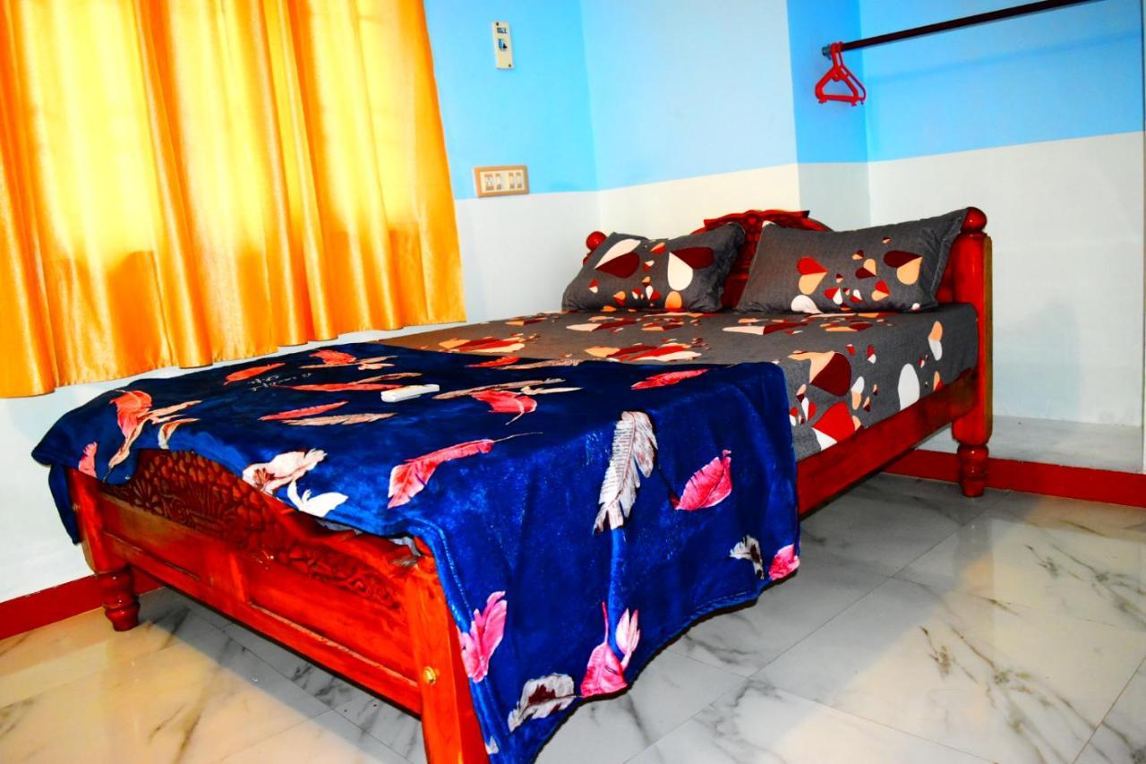 Le Cadillac Bungalow Puducherry Exterior foto