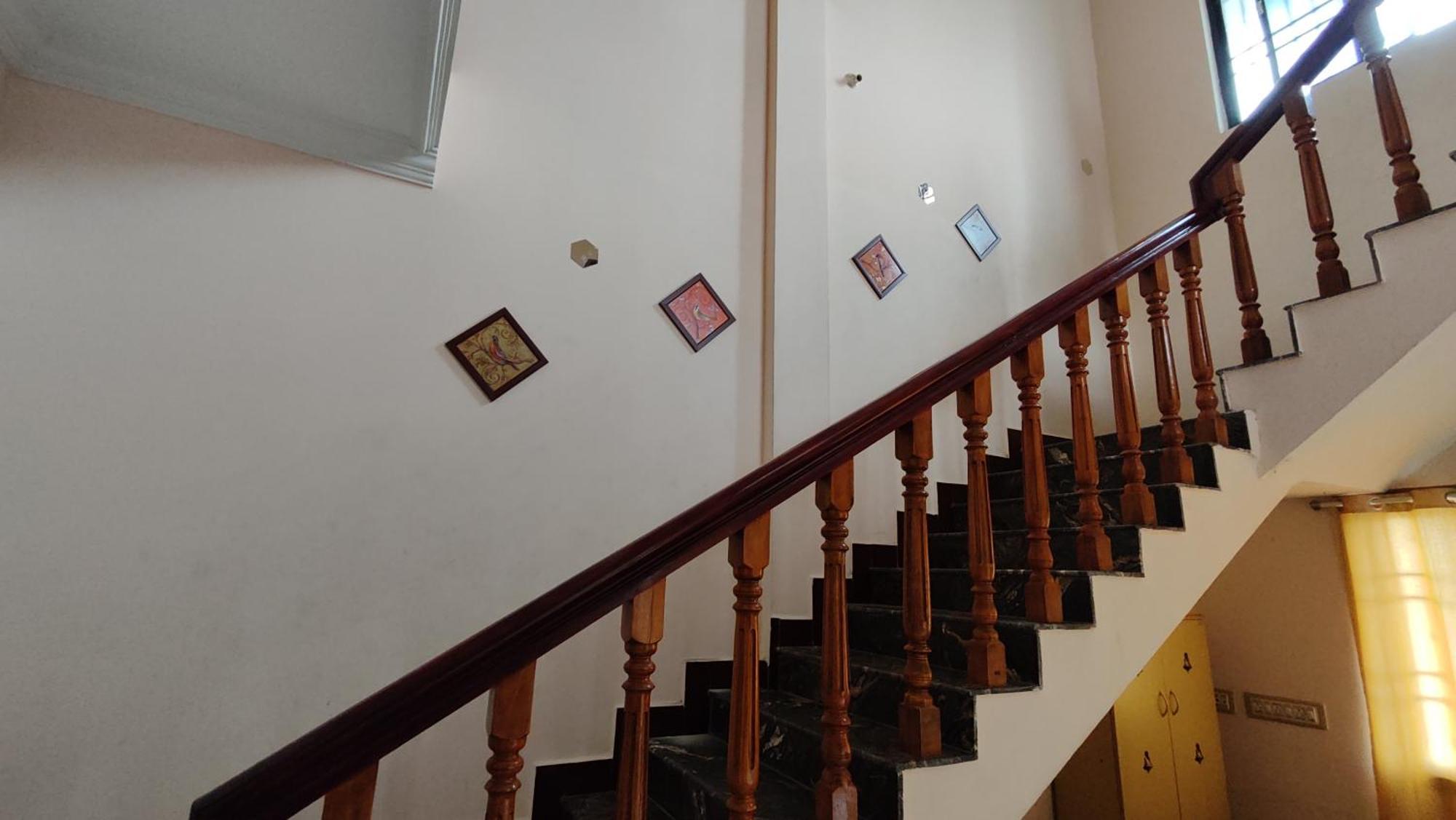 Le Cadillac Bungalow Puducherry Exterior foto
